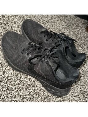 Nike Women's All Black Sneakers